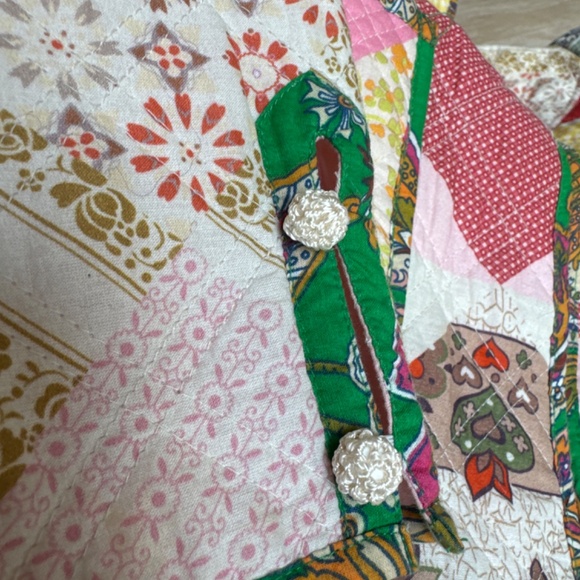 Love The Label Quilted Jacket - Picture 6 of 7